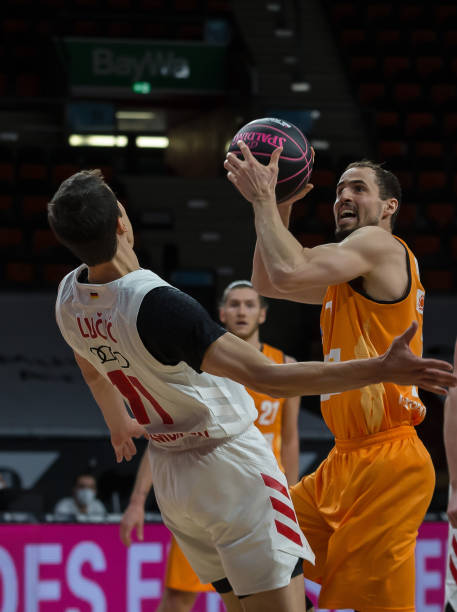 未来表现的 未来表现的