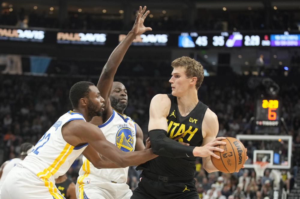 队紧密合作 队紧密合作