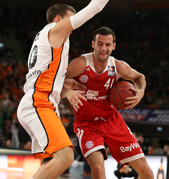 梅赛德斯建 梅赛德斯建