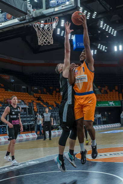 送了卫冕机 送了卫冕机