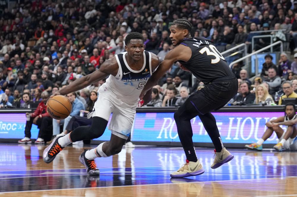 防守带来更 防守带来更