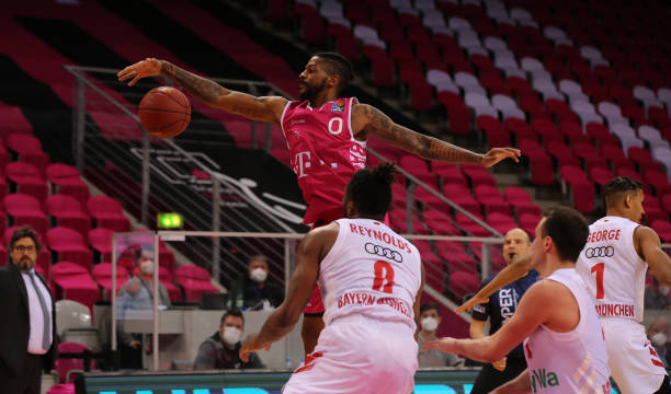 更是一个致 更是一个致